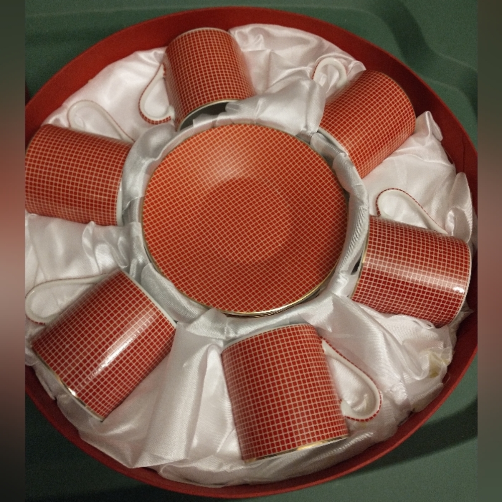 VINTAGE GRACE TEA WARE 6 CUP EXPRESSO SET, IN ORIGINAL BOX